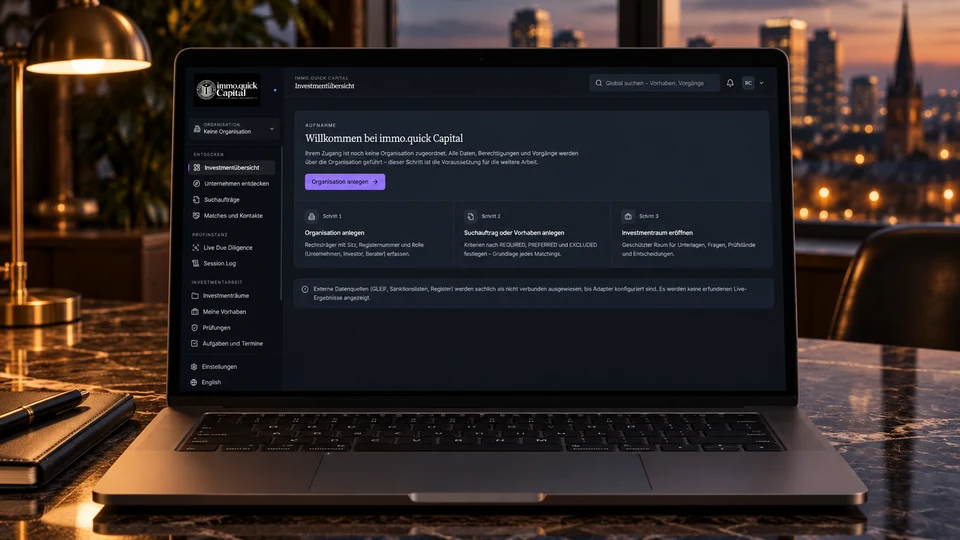 immo.quick Capital auf einem Laptop: deutschsprachige Investmentübersicht mit Organisation, Suchaufträgen und Investmenträumen.